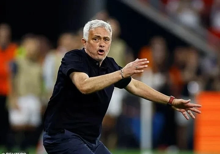 Jose Mourinho muốn tìm công việc mới trong mùa hè