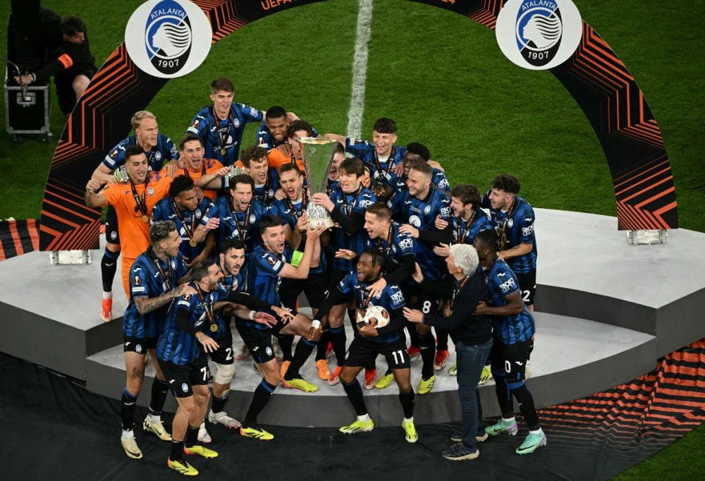 Atalanta bất ngờ đăng quang Europa League