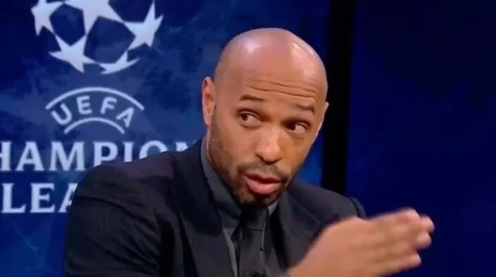 Cựu tiền đạo người Pháp Thierry Henry bình luận trên đài CBS