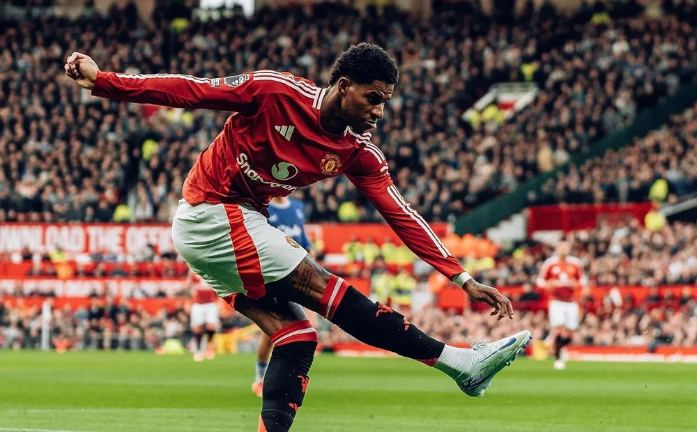 Marcus Rashford mở tỷ số cho Quỷ đỏ ở phút 34