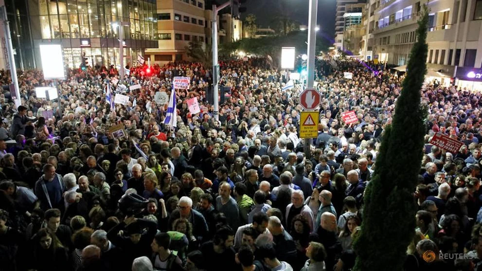  Biểu tình tại Tel Aviv. Ảnh: REUTERS