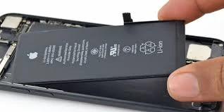 Apple sẽ giảm giá các loại pin thay thế cho iPhone 6 từ mức 79 USD xuống còn 29 USD. Ảnh: parallelstate.com 