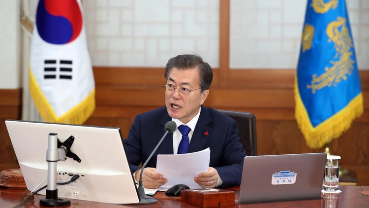 Tổng thống Hàn Quốc Moon Jae-in, ngày 2-1, đề nghị tạo điều kiện cho phái đoàn Triều Tiên tham gia Olympic mùa Đông Pyeongchang 2018. Ảnh : AP