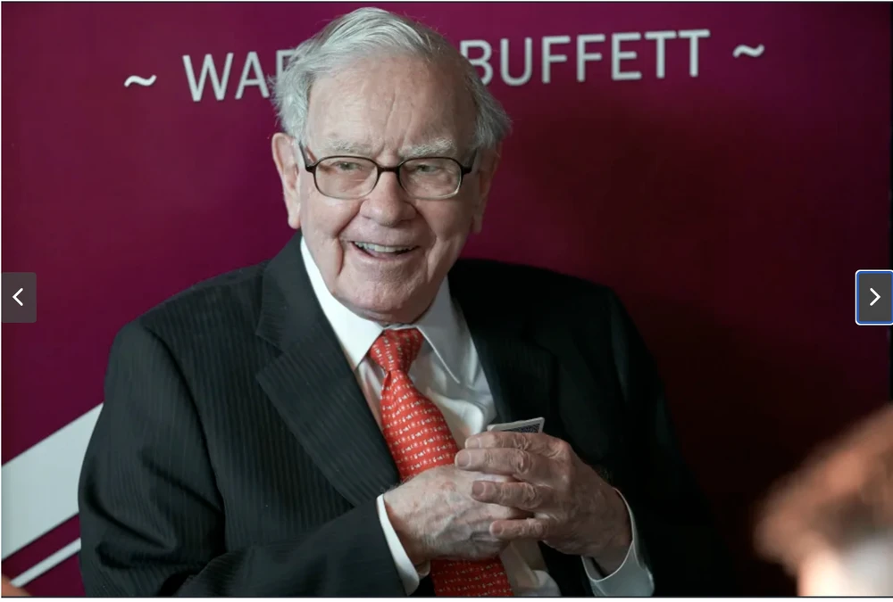 Ông Buffet sẽ bước sang tuổi 93 vào ngày 30-8 tới. Ảnh: Yahoo