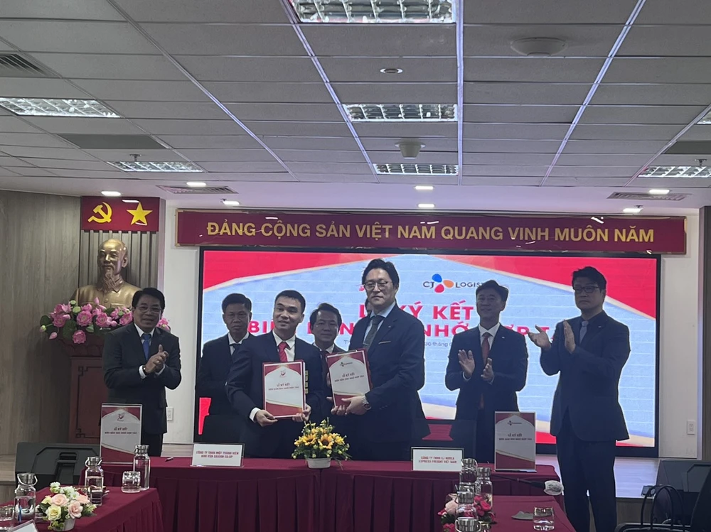Saigon Co.op và Tập đoàn CJ đã ký kết thỏa thuận hợp tác chiến lược hệ sinh thái chung về dịch vụ cung cấp, vận chuyển hàng hóa