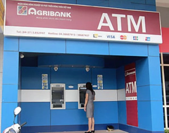 Giám sát các giao dịch thẻ ATM từ 23 giờ - 1 giờ