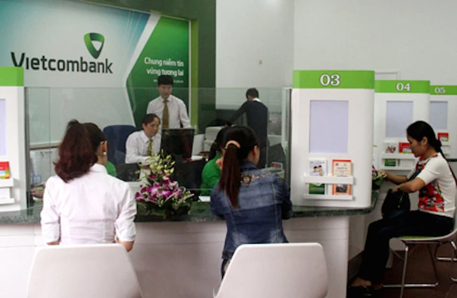 Vietcombank thoái vốn khỏi Saigonbank và CFC