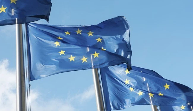 EU sẽ công bố danh sách đen về các thiên đường thuế vào tháng 12