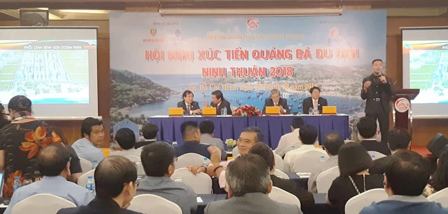 Quang cảnh Hội nghị xúc tiến đầu tư, quảng bá du lịch vào Ninh Thuận năm 2018.