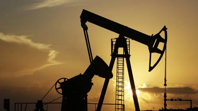 Kỳ vọng OPEC cắt giảm sản lượng hỗ trợ đà tăng của giá dầu châu Á
