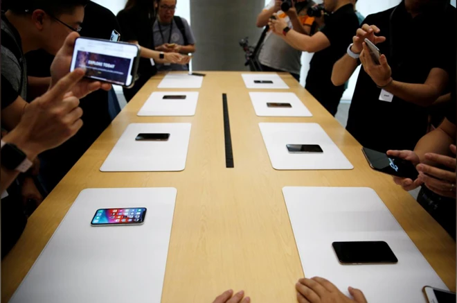 Nhật báo Phố Wall: Apple cắt giảm sản lượng cả ba mẫu iPhone mới