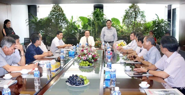 Ông Trương Duy Hải – Phó Chủ tịch Thường trực UBND tỉnh Bến Tre mời gọi Tập đoàn Sao Mai đầu tư vào tỉnh Bến Tre.