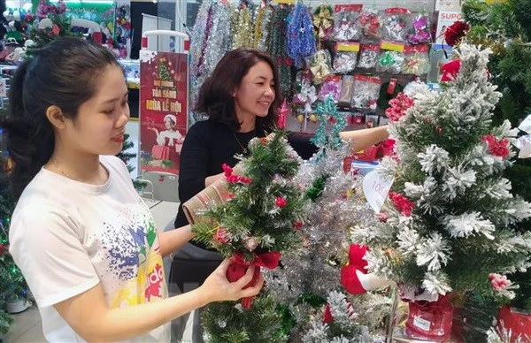 Thị trường Noel khởi động kích cầu mùa mua sắm cuối năm