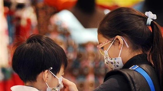 Hồng Công đóng cửa hàng trăm trường mầm non do dịch cúm