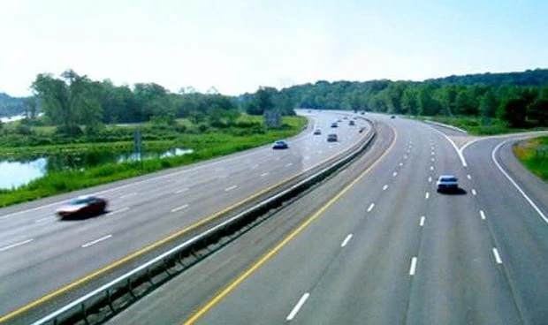 Thủ tướng chỉ thị đẩy nhanh GPMB đường bộ cao tốc Bắc - Nam