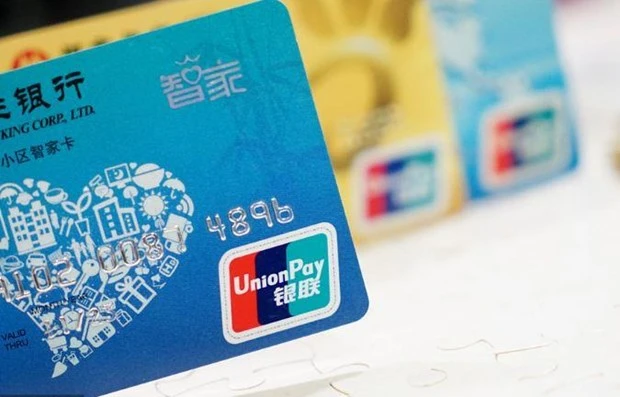 Người dân Trung Quốc bình quân sở hữu hơn 5 tấm thẻ ngân hàng
