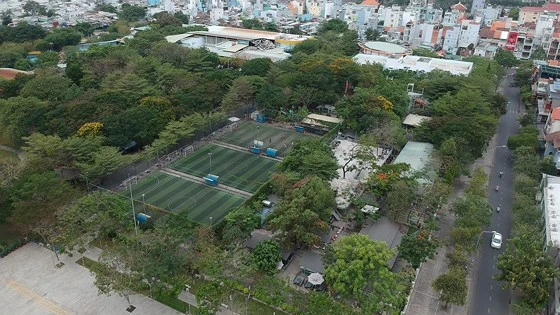 Mảng xanh tại công viên Khánh Hội, quận 4. Ảnh: THÀNH TRÍ