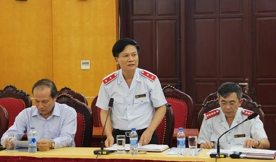 Phó Tổng TTCP Bùi Ngọc Lam chủ trì buổi công bố quyết định kiểm tra.