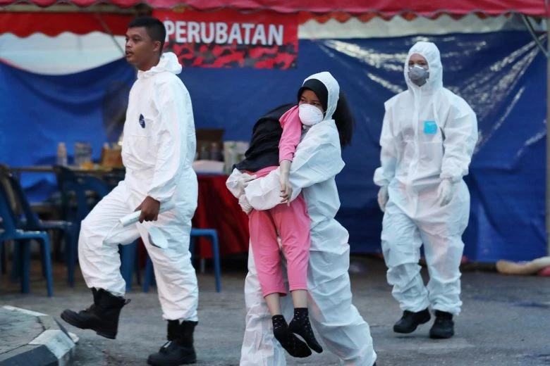 Malaysia đóng cửa 475 cơ sở giáo dục do rò rỉ hóa chất