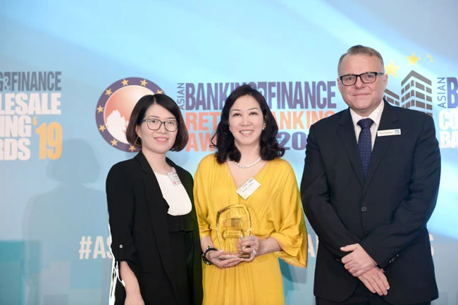 PVcomBank được vinh danh 3 giải thưởng quốc tế từ Tạp chí ABF