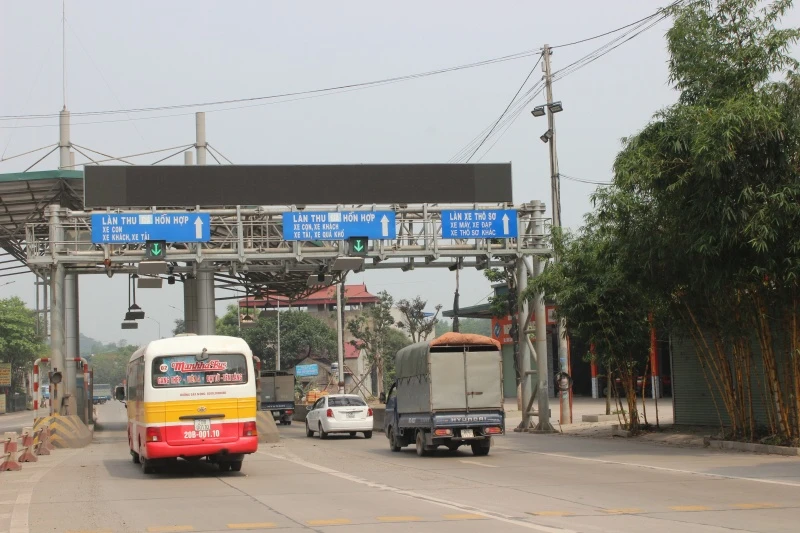 Trạm Km72+930 đường Thái Nguyên - Chợ Mới đã thu phí từ tháng 1/2018, còn lại trạm 77+922,5 QL3 đến nay vẫn chưa được thu phí. Ảnh: Báo Giao thông.