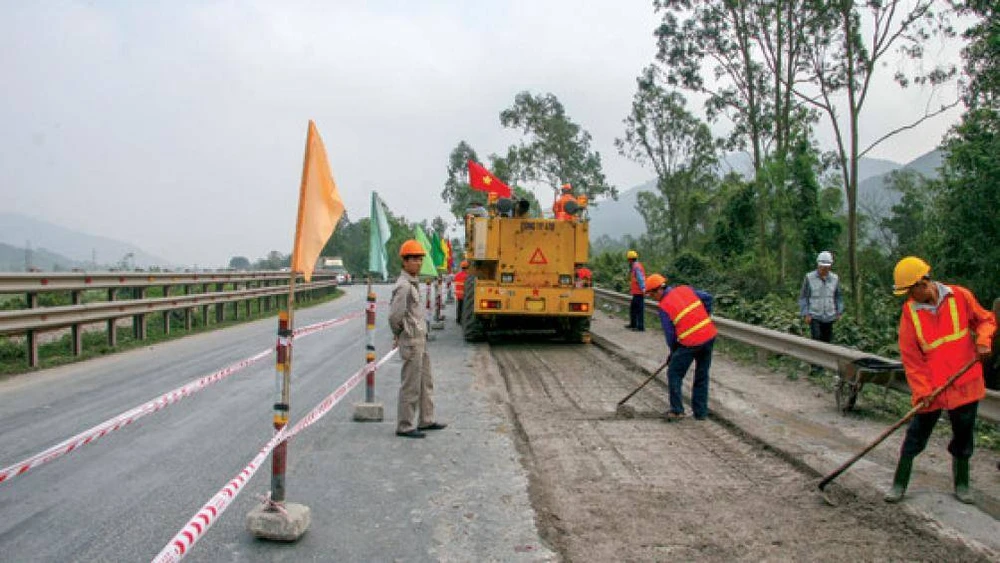 Đẩy mạnh hoàn thành kế hoạch bảo trì hệ thống quốc lộ năm 2019