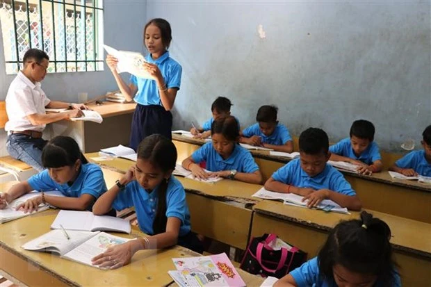 Lớp học cho học sinh người dân tộc Khme. (Ảnh: Đức Hạnh/TTXVN)