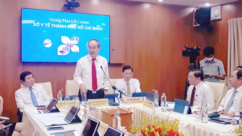 Bí thư Thành ủy TPHCM Nguyễn Thiện Nhân tại lễ khánh thành Trung tâm y tế thông minh.