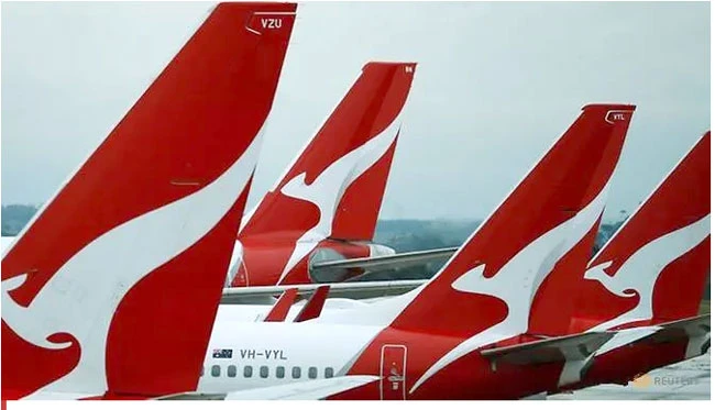 Máy bay Qantas trên đường băng tại sân bay quốc tế Melbourne. Ảnh chụp: Reuters/Phil Noble
