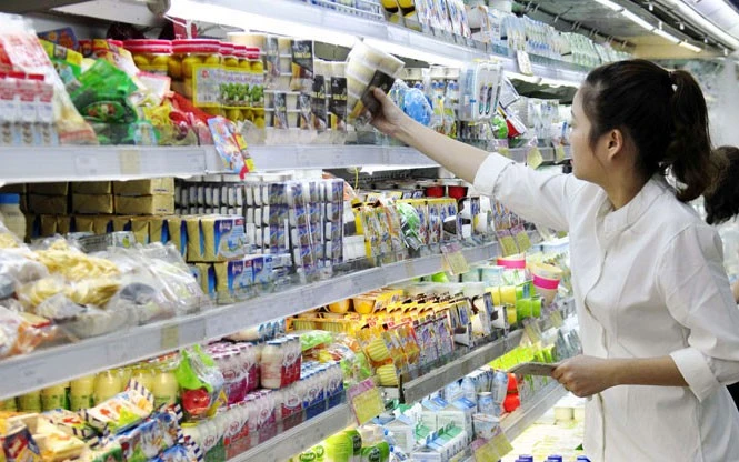 Các doanh nghiệp trên địa bàn Hà Nội dự trữ hàng hóa đến 300%.