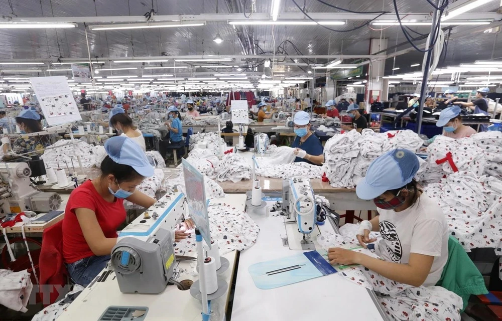 Các dây chuyền dệt may của Công ty Cổ phần dệt may Phú Hòa An tại KCN Phú Bài, tỉnh Thừa Thiên-Huế. (Ảnh: Anh Tuấn/TTXVN)
