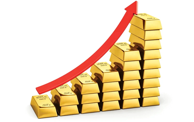 Gold prices touch new heights