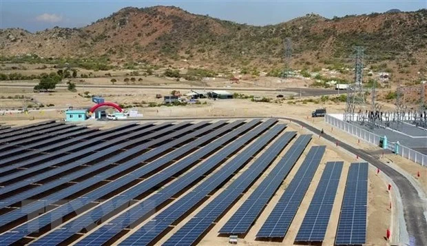 Dự án Nhà máy điện Mặt Trời Solar Farm Nhơn Hải-Ninh Thuận chính thức được đưa vào vận hành thương mại. (Ảnh: Công Thử/TTXVN)