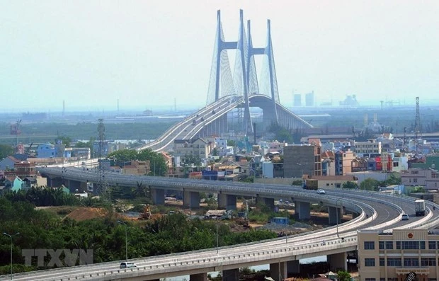 Cầu Phú Mỹ bắc từ quận 7 sang quận 2, Thành phố Hồ Chí Minh. (Ảnh minh họa: Kim Phương/TTXVN)