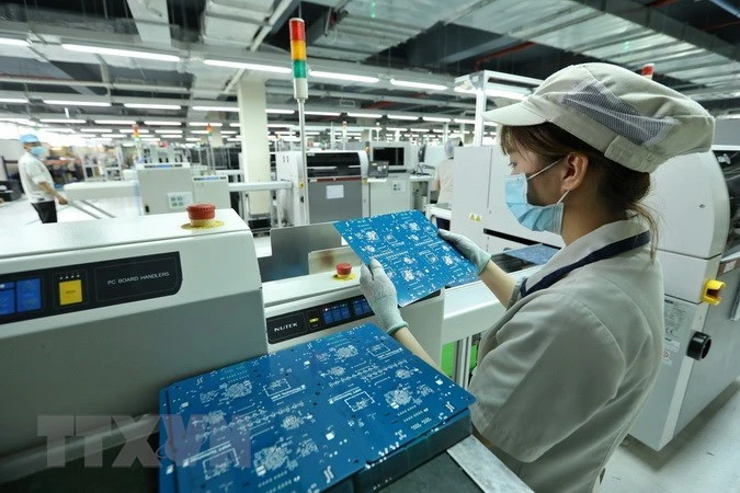 Việt Nam đang ở cấp độ “chế biến chế tạo mức hạn chế” trong chuỗi giá trị toàn cầu 