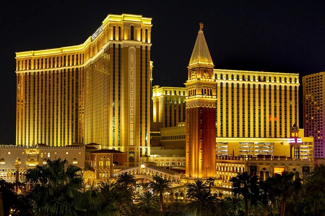 Las Vegas Sands rời Las Vegas, rao bán 2 sòng bạc