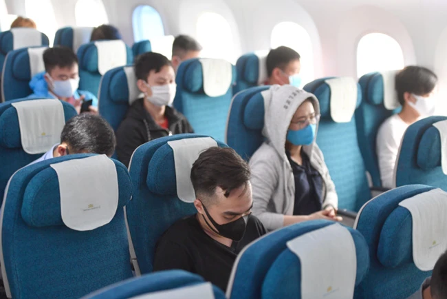 Vietnam Airlines ra mắt dịch vụ bán chỗ trống bên cạnh 