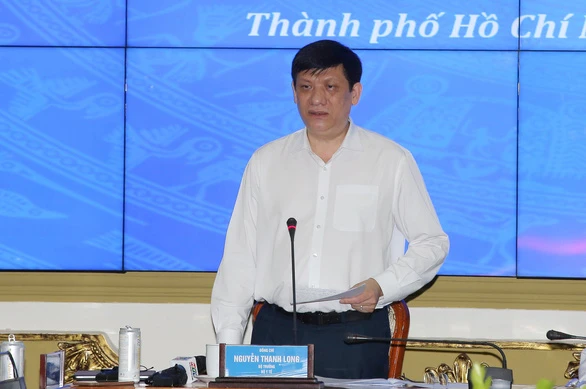 Bộ trưởng Bộ Y tế Nguyễn Thanh Long phát biểu tại buổi kiểm tra công tác phòng chống dịch COVID-19 ở TP.HCM sáng nay 28-4 - Ảnh: CTV