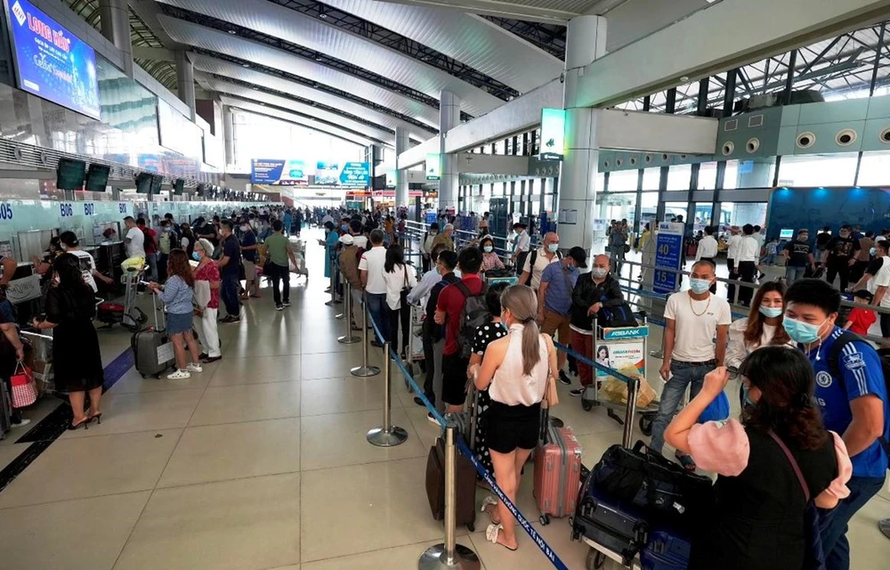 Các hãng hàng không phải hoàn trả giá dịch vụ sân bay khi khách hủy vé bay. (Ảnh: CTV/Vietnam+)