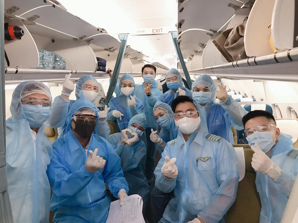 Vietnam Airlines tiêm vaccine Covid-19 cho phi công, tiếp viên