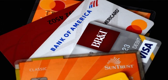 Mỹ: Các ngân hàng nới lỏng hạn chế với thẻ tín dụng