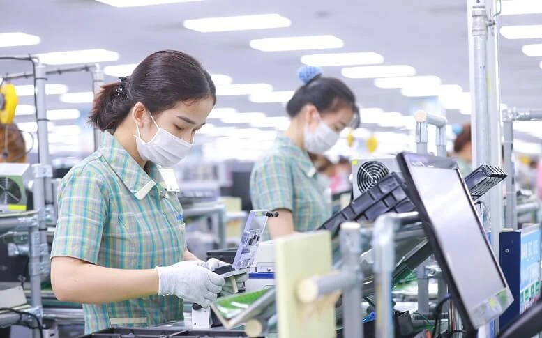 Samsung, Nike, Adidas… lo ngại đứt chuỗi cung ứng; Apple, Google, Amazon… tính toán lại vào Việt Nam
