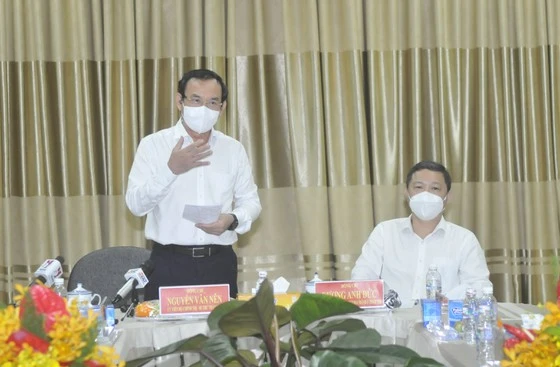 Bí thư Thành ủy TPHCM Nguyễn Văn Nên phát biểu tại buổi làm việc với BQL KCX-KCN TPHCM. Ảnh: CAO THĂNG