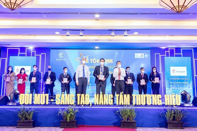 Khách sạn Rex Sài Gòn đạt danh hiệu sản phẩm, dịch vụ tiêu biểu TPHCM 2021 