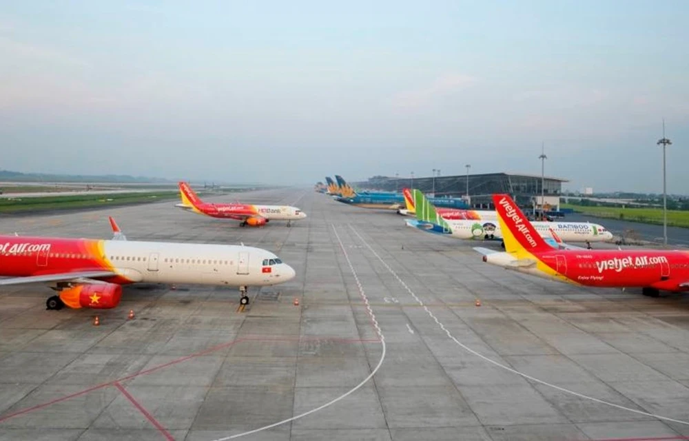 Mở lại bay quốc tế sẽ giúp hàng không Việt giảm lỗ, tăng doanh thu