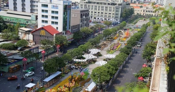 Cấm các loại xe vào đường Nguyễn Huệ sáng 6-8