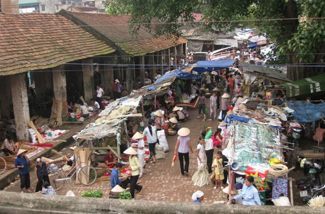 Trải nghiệm làm nón cổ truyền tại Hà Nội