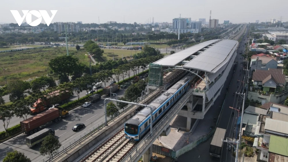 Nỗ lực để Metro 1 Bến Thành- Suối Tiên sớm đưa vào vận hành. (Ảnh: M.Q) 