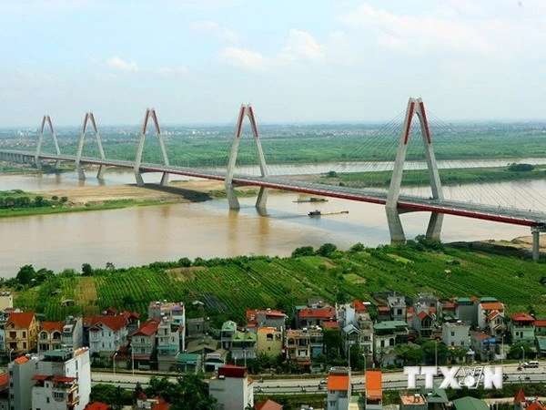 Cầu Nhật Tân - Biểu tượng tình hữu nghị Việt Nam-Nhật Bản (Ảnh: KT)