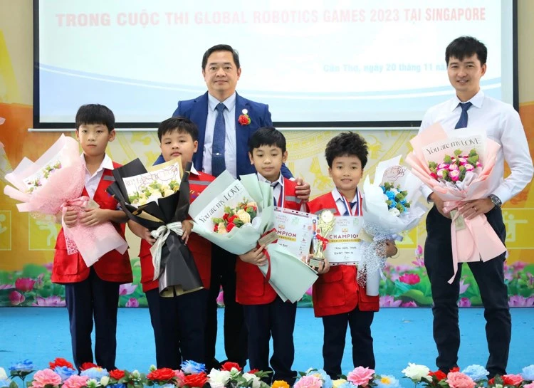 Các em học sinh Trường Phổ Thông Thái Bình Dương vô địch tại Global Robotics Games 2023